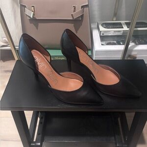 Calvin Klein Black Pointed Toe Heels 8.5